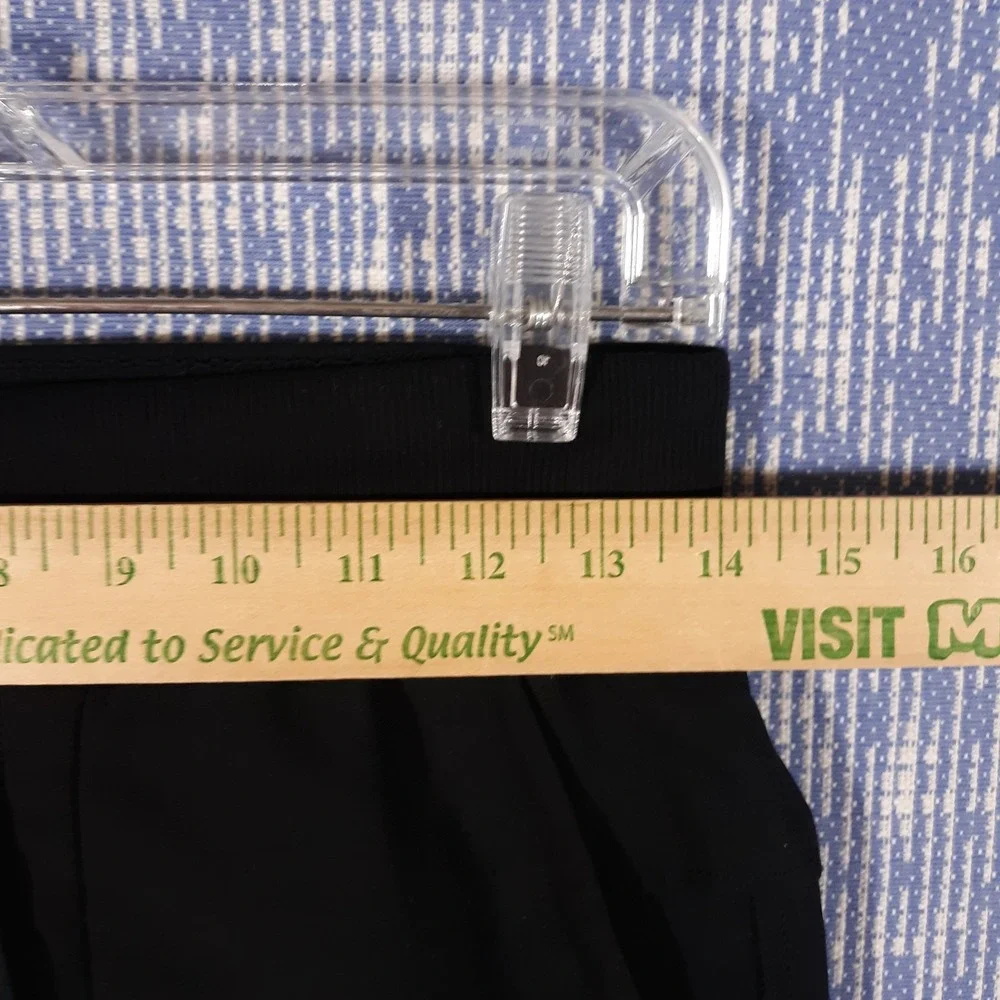 Lululemon Jogger Pants Mens Small 28 x 30 Black Skinny Leg Athletic Elastic